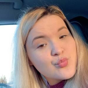 Meet your Posher, Gretchen